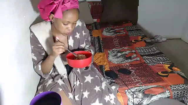 EssenceLovers online show from March 2026 08:36:02 PM