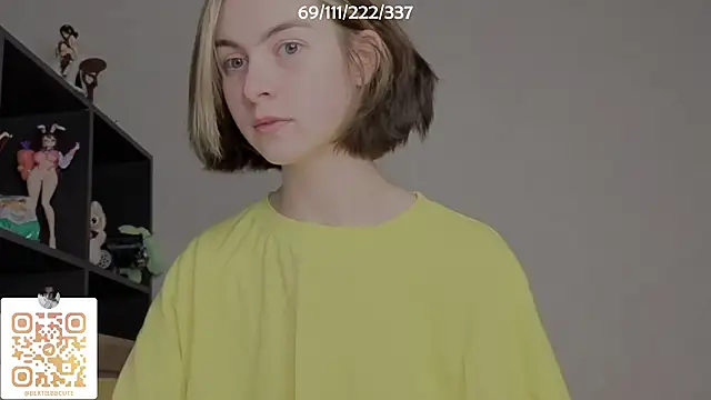 Snapshot of bertamimi chatting on September 2025 06:46:02 PM bertamimi online show from September 2025 06:46:02 PM