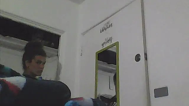 sarahkat86 online show from November 2025 02:22:01 AM