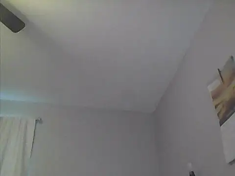 sarahkat86 online show from March 2026 10:57:01 PM