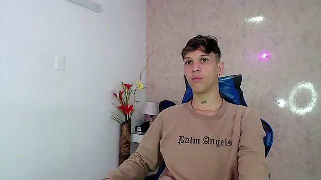 AustinPrice online show from October 2025 07:45:01 PM