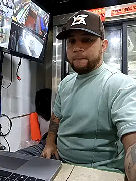 Catire10  online show from November 2025 01:22:01 PM