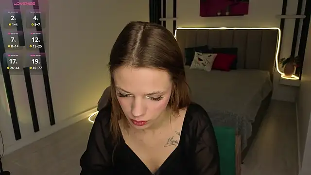 AliceDelaney online show from September 2025 08:32:01 PM