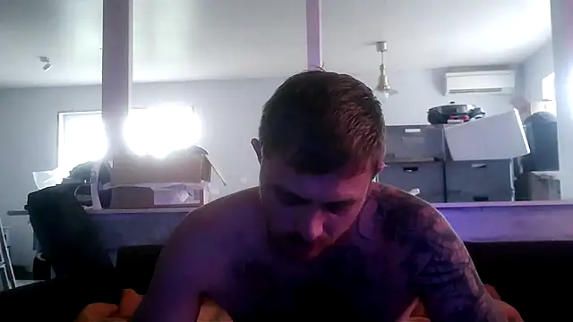 Snapshot of Bikerhot883hd chatting on October 2025 02:47:01 PM Bikerhot883hd online show from October 2025 02:47:01 PM
