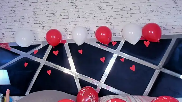 BellaSwwan online show from September 2025 04:14:02 AM