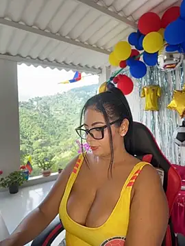 samanthahut1 online show from June 2026 09:05:02 PM