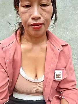 Snapshot of ngocngoc_cute chatting on June 2026 03:24:02 AM ngocngoc cute online show from June 2026 03:24:02 AM