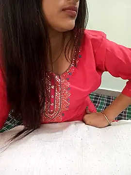 Neha Tyagi online show from October 2025 06:23:01 AM