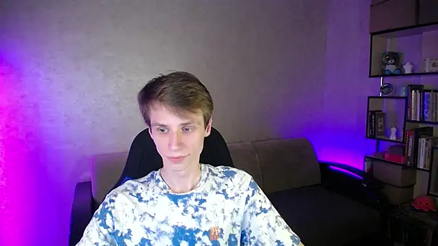 Snapshot of yes_cute_boy_ chatting on October 2025 08:33:01 PM yes cute boy online show from October 2025 08:33:01 PM