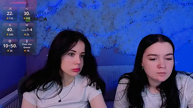 riley sanders online show from April 2026 07:34:02 PM