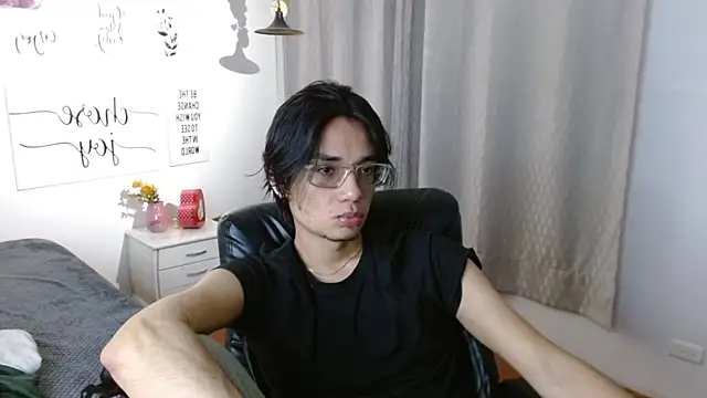 davoxer online show from September 2025 03:21:02 AM