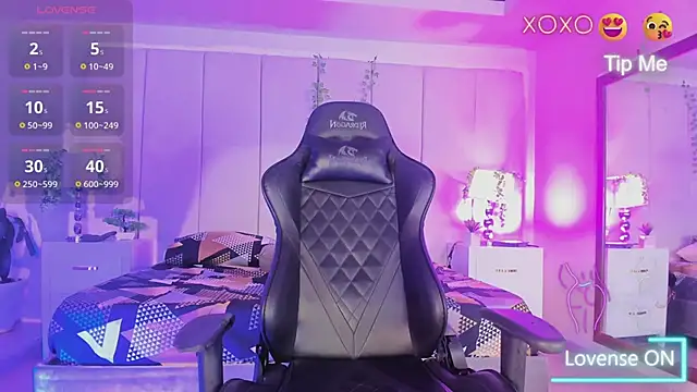 mia rousse25 online show from April 2026 12:19:02 AM