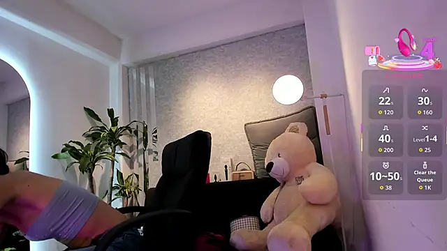 lily cash1 online show from February 2026 12:56:01 PM