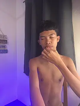 urcumjp online show from September 2025 01:00:02 PM