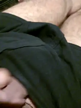 Snapshot of bullut06 chatting on November 2025 02:43:02 AM bullut06 online show from November 2025 02:43:02 AM