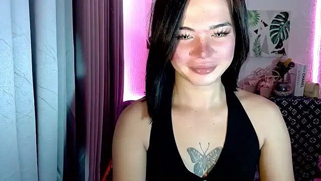 Snapshot of _SexyButterfly chatting on October 2025 05:28:02 AM SexyButterfly online show from October 2025 05:28:02 AM
