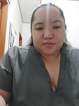 LianaCruzado online show from June 2026 03:36:02 PM