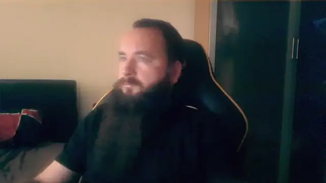 LondonMan1988 online show from October 2025 07:27:02 AM