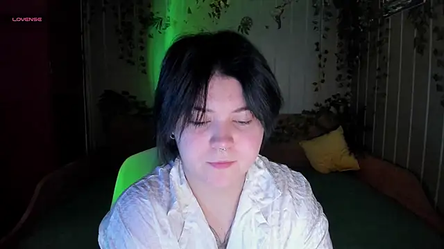 Alisa Monroe online show from October 2025 02:45:02 AM