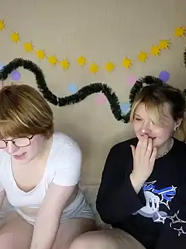 Snapshot of xrixsyx_and_ricky chatting on February 2026 05:11:01 PM xrixsyx and ricky online show from February 2026 05:11:01 PM