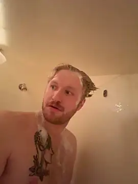 trashyd online show from November 2025 11:40:01 PM