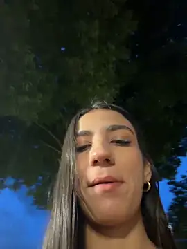 -juicy  online show from June 2026 11:27:02 PM