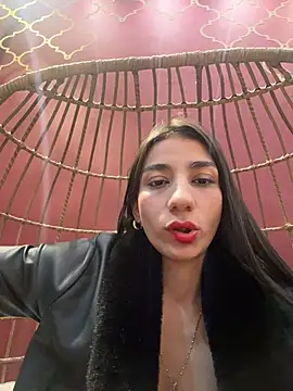 -juicy  online show from July 2026 10:38:01 PM