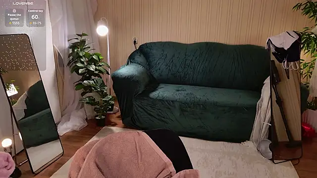 Angell Wild online show from March 2026 11:24:01 AM