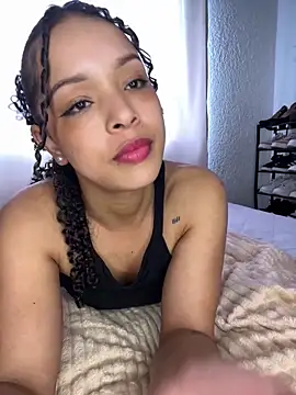 Yasmin777  online show from September 2025 06:33:01 PM