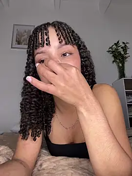 Snapshot of Yasmin777_ chatting on June 2026 01:16:02 AM Yasmin777 online show from June 2026 01:16:02 AM