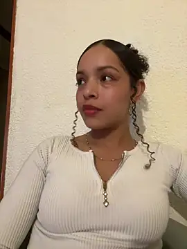 Snapshot of Yasmin777_ chatting on June 2026 02:24:02 AM Yasmin777 online show from June 2026 02:24:02 AM