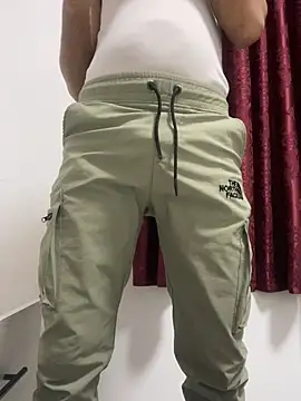 Anassal123 online show from November 2025 09:48:01 PM