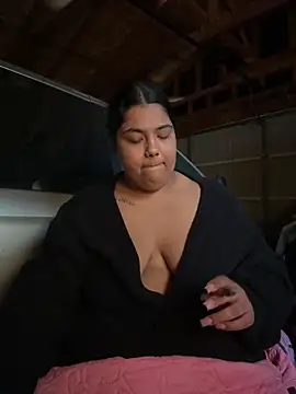 1n0nlythroat online show from December 2025 08:14:02 PM