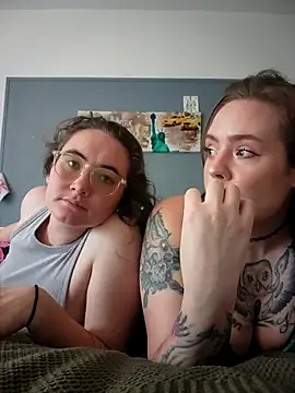 AndHerXO online show from February 2026 01:51:02 PM