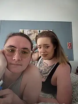 AndHerXO online show from May 2026 03:05:02 PM