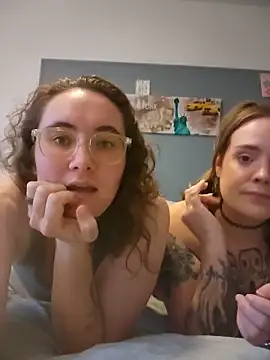 AndHerXO online show from May 2026 03:31:02 PM