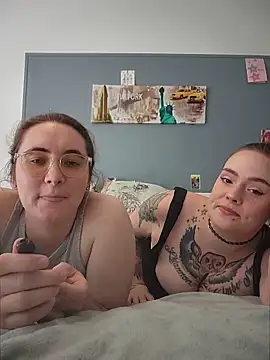 AndHerXO online show from June 2026 02:19:02 PM