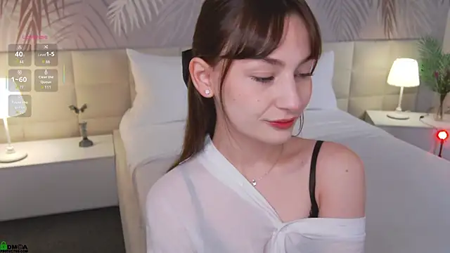 LolaPrise online show from September 2025 01:33:01 AM