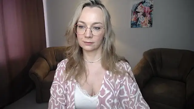 Ava Elior online show from July 2026 11:38:01 AM