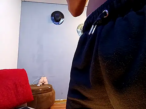 Snapshot of jhonny_thes28 chatting on October 2025 11:57:01 PM jhonny thes28 online show from October 2025 11:57:01 PM