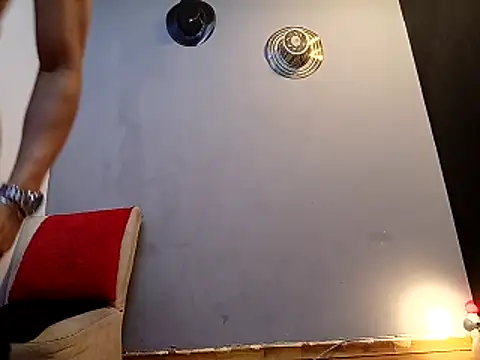 Snapshot of jhonny_thes28 chatting on November 2025 06:10:01 PM jhonny thes28 online show from November 2025 06:10:01 PM