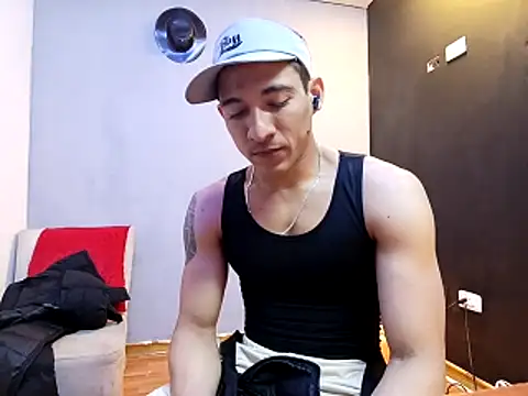 Snapshot of jhonny_thes28 chatting on November 2025 12:44:01 AM jhonny thes28 online show from November 2025 12:44:01 AM