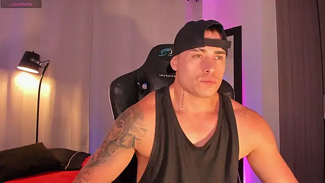 Snapshot of connorsmiith chatting on July 2026 01:23:01 AM connorsmiith online show from July 2026 01:23:01 AM