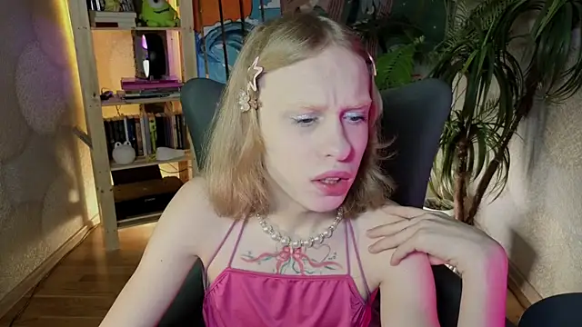 BarbieRichy online show from October 2025 05:19:01 AM