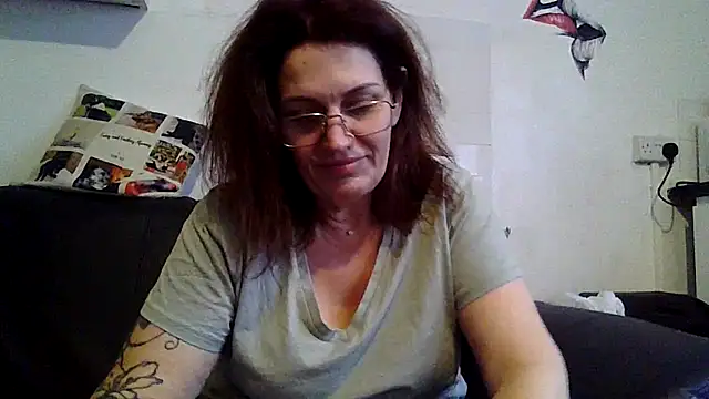Snapshot of RubyyRosee chatting on May 2026 01:28:01 PM RubyyRosee online show from May 2026 01:28:01 PM