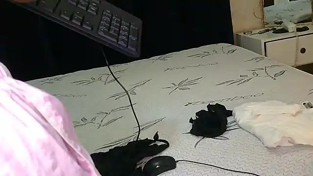 Ivysol online show from October 2025 06:54:01 AM