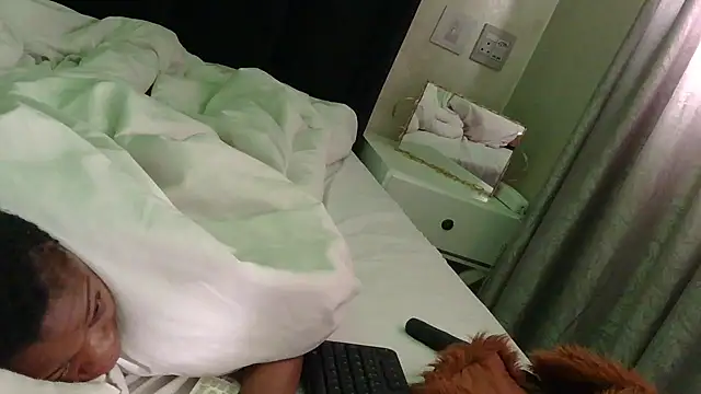 Ivysol online show from November 2025 05:29:01 AM