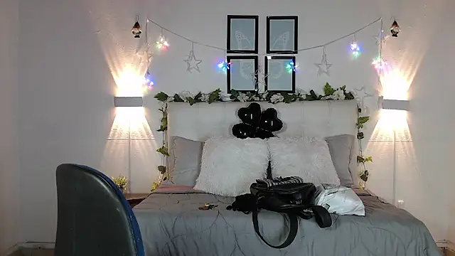 Megan 05  online show from January 2026 07:41:01 PM