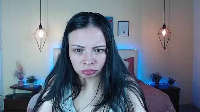 Snapshot of Megan_05_ chatting on June 2026 07:34:01 PM Megan 05 online show from June 2026 07:34:01 PM