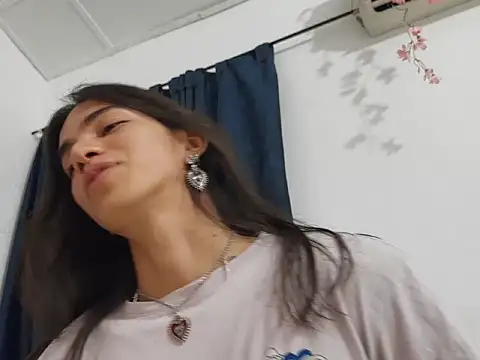 Snapshot of pyke_sm chatting on October 2025 02:11:01 AM pyke sm online show from October 2025 02:11:01 AM